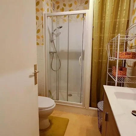 Annonce Professionnelle. Agreable 4eme Etage Front De Mer, Pour 3 Personnes Maxi A Plage. Apartman *