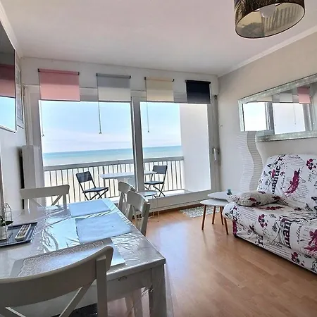 Annonce Professionnelle. Agreable 4eme Etage Front De Mer, Pour 3 Personnes Maxi A Plage. Apartman Hardelot-Plage