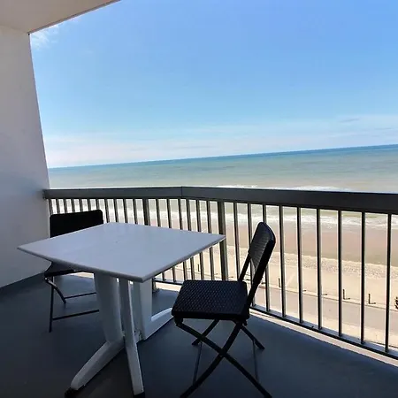 Apartman Annonce Professionnelle. Agreable 4eme Etage Front De Mer, Pour 3 Personnes Maxi A Plage. *
